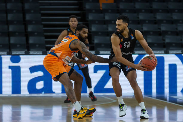 年不败赛季 年不败赛季